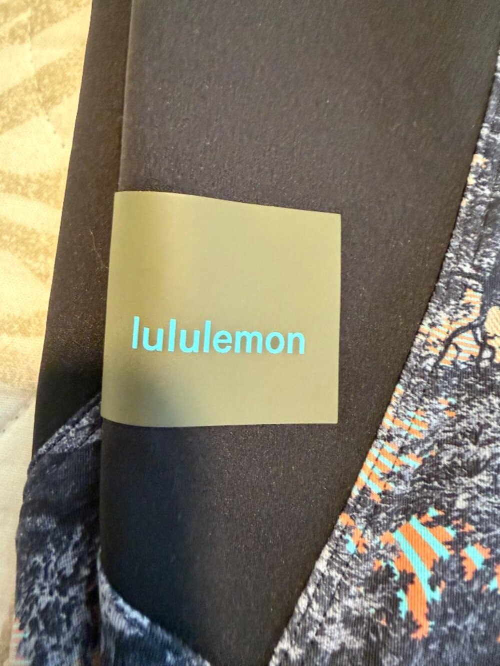 Lululemon Womens Printed Athletic Leggings With Side Pockets Size 4 - Picture 4 of 5